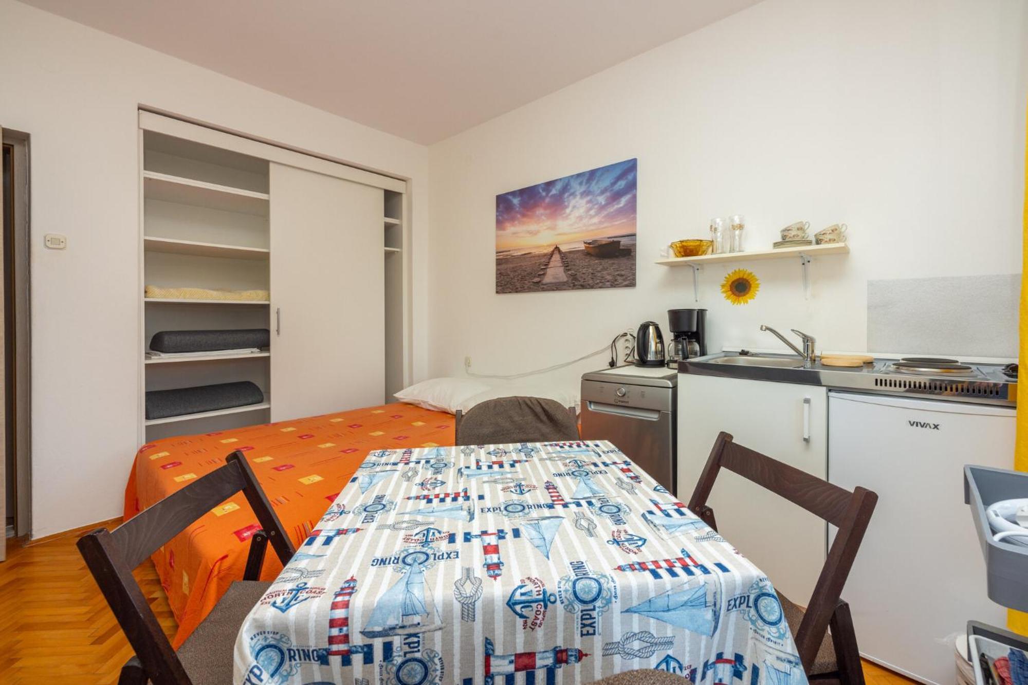 Apartmani Azur Драмаль Экстерьер фото