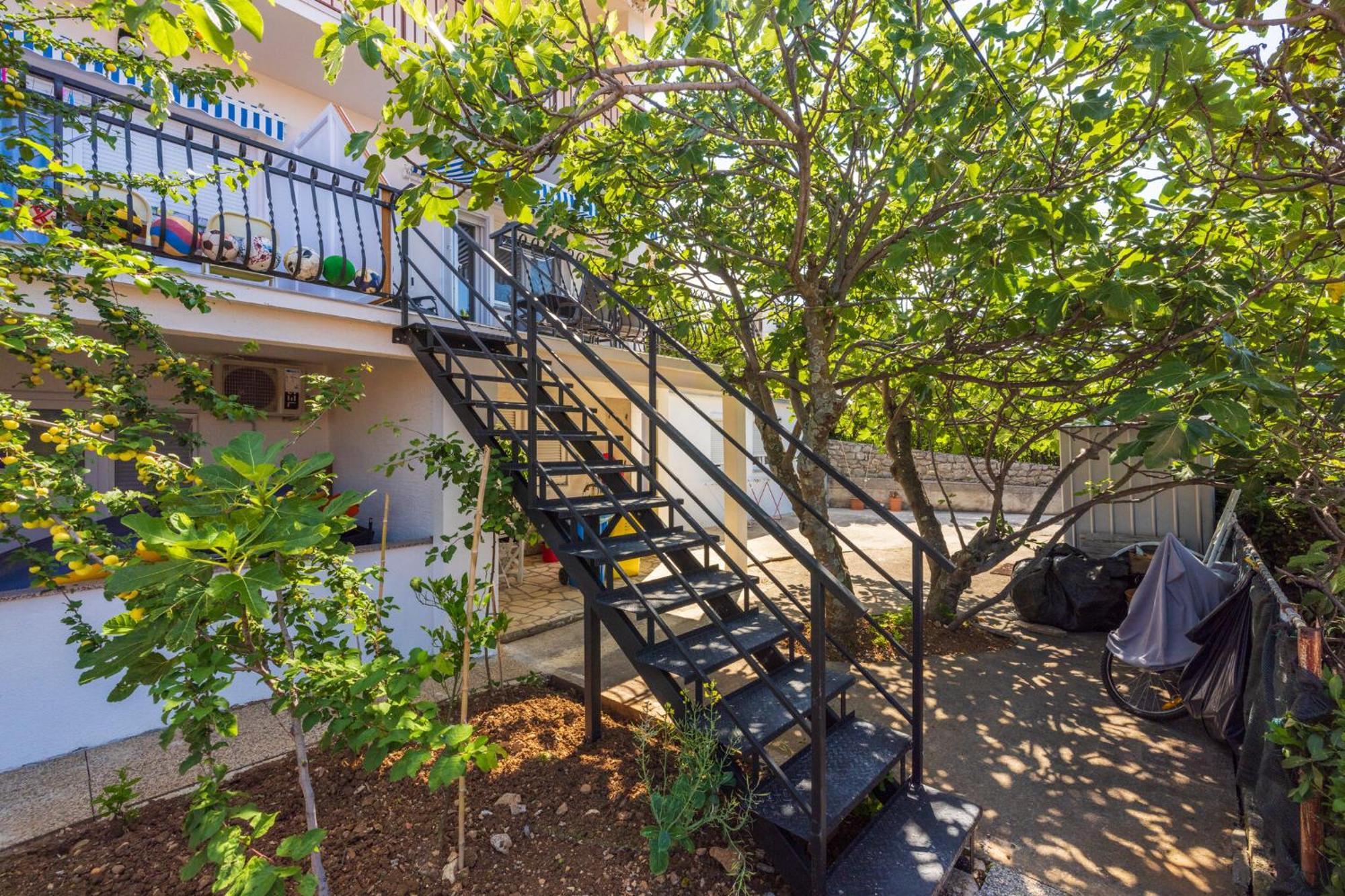 Apartmani Azur Драмаль Экстерьер фото