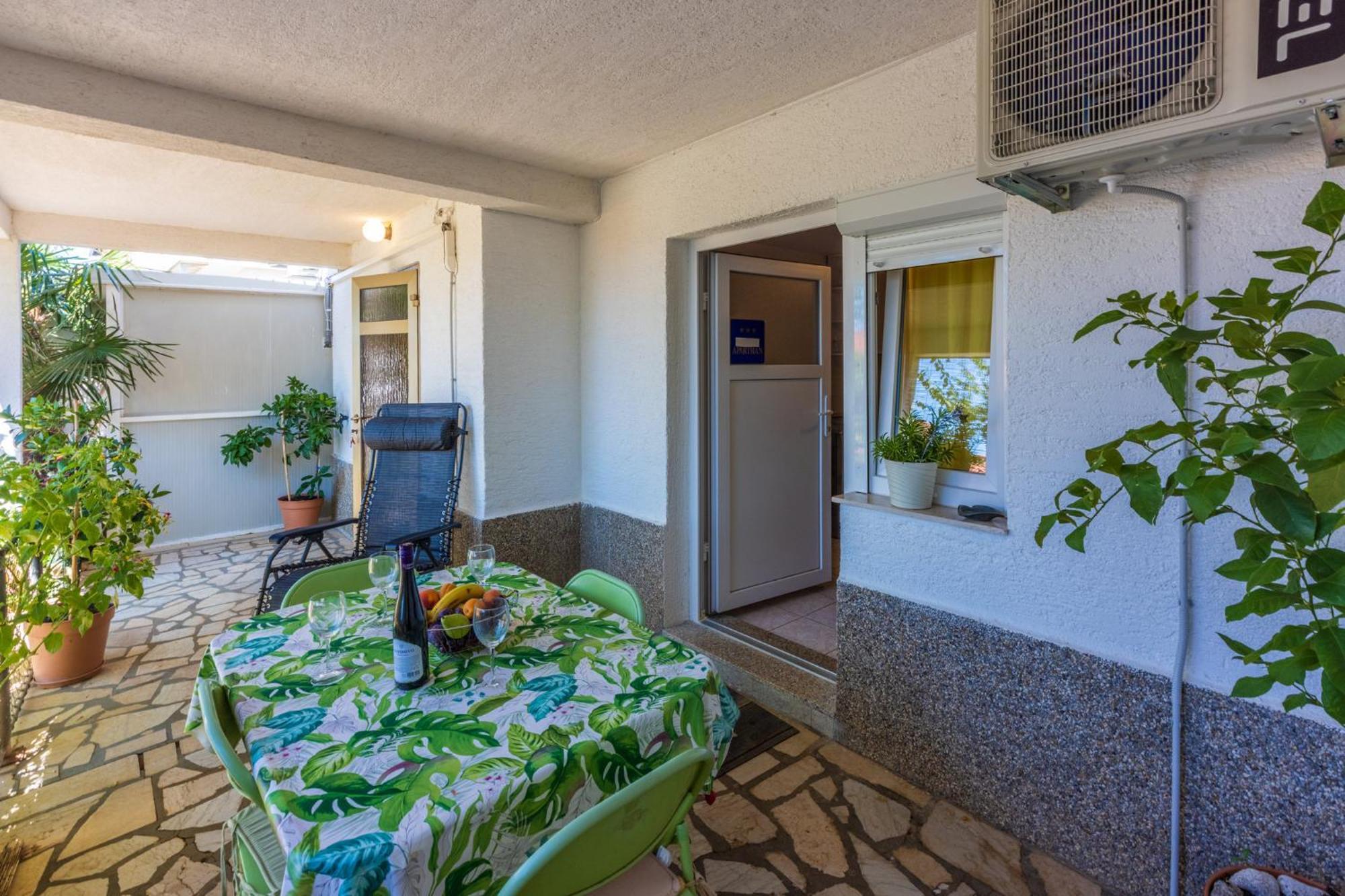 Apartmani Azur Драмаль Номер фото